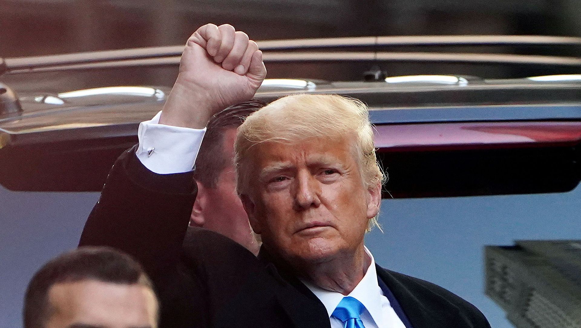 Former U.S. President Donald Trump acknowledges people as he gets in his SUV outside Trump Tower in the Manhattan borough of New York City, New York, U.S., March 9, 2021. Former U.S. President Donald Trump acknowledges people as he gets in his SUV outside Trump Tower in the Manhattan borough of New York City, New York, U.S., March 9, 2021. - Sputnik International, 1920, 22.03.2021