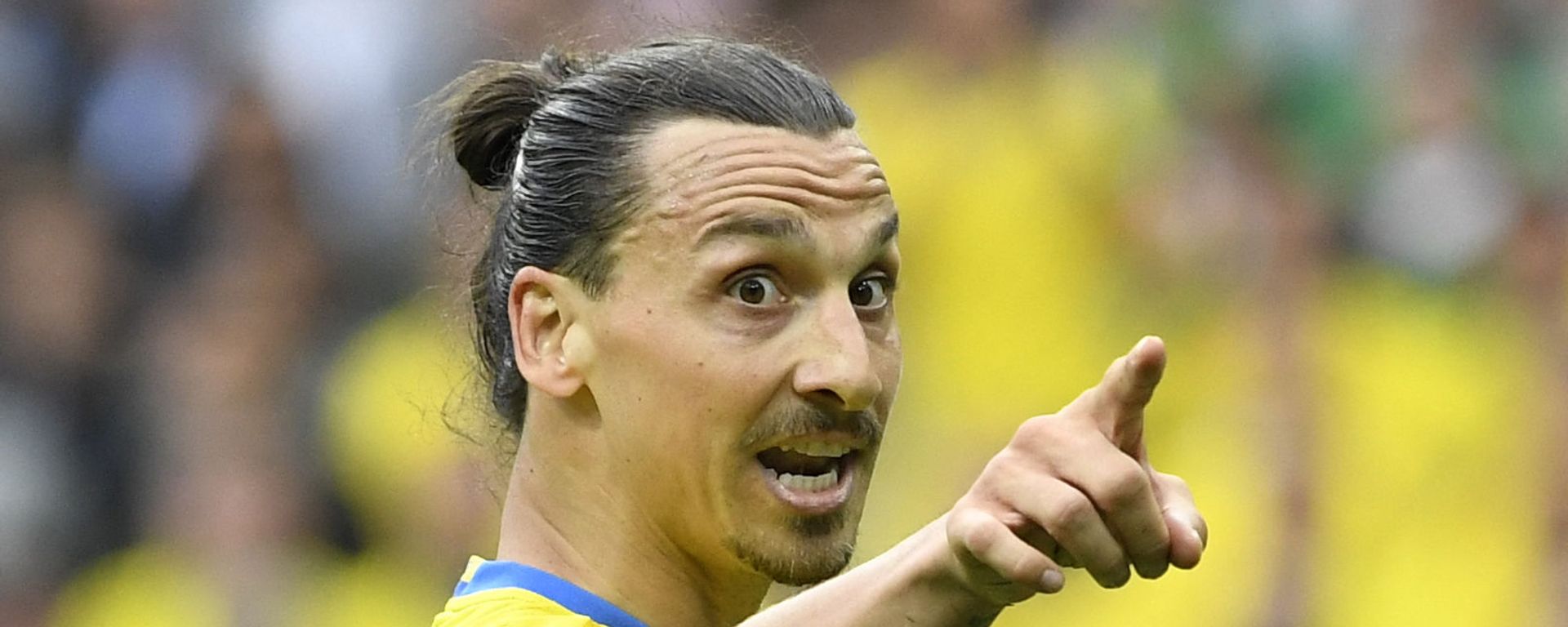 (FILES) Sweden's forward Zlatan Ibrahimovic points his finger during the Euro 2016 group E football match between Ireland and Sweden at the Stade de France stadium in Saint-Denis, near Paris - Sputnik International, 1920, 03.05.2022