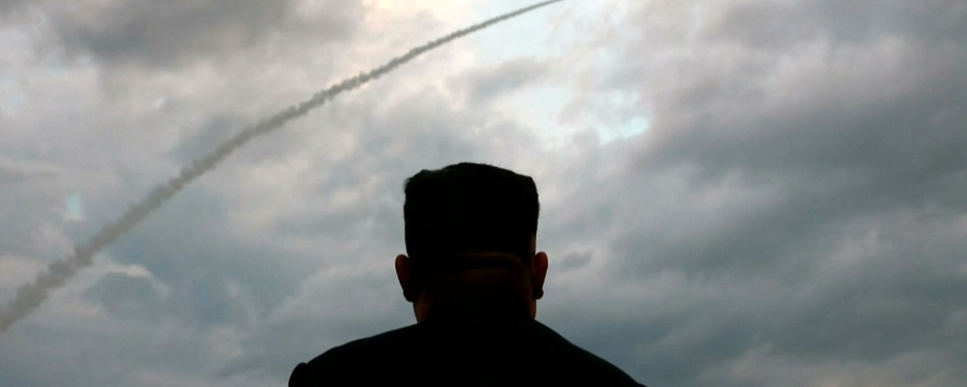 This screen grab image taken from North Korean broadcaster KCTV on August 1, 2019 shows North Korean leader Kim Jong Un watching the launch of a ballistic missile at an unknown location in North Korea early on July 31 This screen grab image taken from North Korean broadcaster KCTV on August 1, 2019 shows North Korean leader Kim Jong Un watching the launch of a ballistic missile at an unknown location in North Korea early on July 31 - Sputnik International, 1920, 25.09.2022