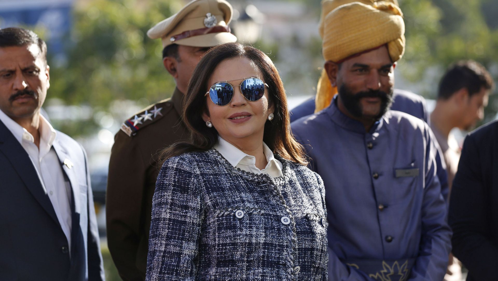 Nita Ambani, wife of Reliance Industries Chairman Mukesh Ambani, arrives at the IPL auction in Jaipur, India, Tuesday, Dec. 18, 2018. Reliance Industries is the owner of Mumbai Indians Nita Ambani, wife of Reliance Industries Chairman Mukesh Ambani, arrives at the IPL auction in Jaipur, India, Tuesday, Dec. 18, 2018. Reliance Industries is the owner of Mumbai Indians - Sputnik International, 1920, 17.03.2021