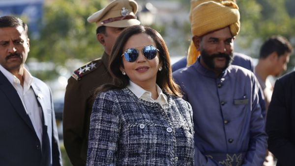 Nita Ambani, wife of Reliance Industries Chairman Mukesh Ambani, arrives at the IPL auction in Jaipur, India, Tuesday, Dec. 18, 2018. Reliance Industries is the owner of Mumbai Indians - Sputnik International