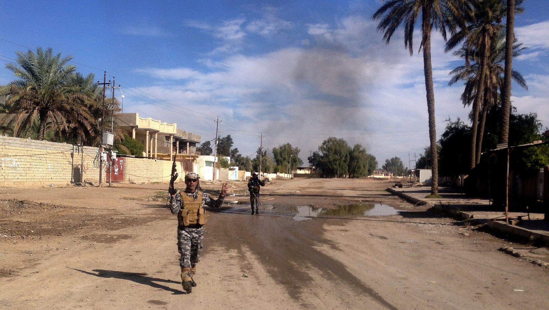 Iraqi security forces are deployed during a military operation to regain control of the town of Sadiyah, 60 miles (95 kilometers) north of Baghdad, Iraq in Diyala province, Iraq. Iraqi security forces are deployed during a military operation to regain control of the town of Sadiyah, 60 miles (95 kilometers) north of Baghdad, Iraq in Diyala province, Iraq. - Sputnik International, 1920, 17.03.2021