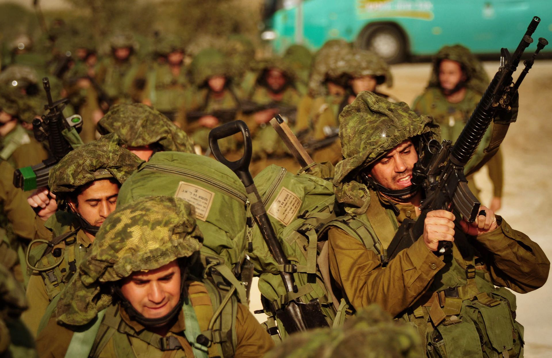 Third of Israelis Have No Access to Bomb Shelters, Living in Fear of Rocket Launches Third of Israelis Have No Access to Bomb Shelters, Living in Fear of Rocket Launches - Sputnik International, 1920, 18.05.2021