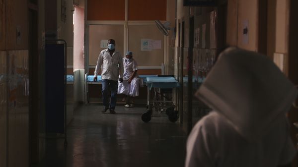 Hospital staff wait to receive COVID-19 vaccine at a government Hospital in Hyderabad, India, Friday, Jan. 22, 2021 Hospital staff wait to receive COVID-19 vaccine at a government Hospital in Hyderabad, India, Friday, Jan. 22, 2021 - Sputnik International