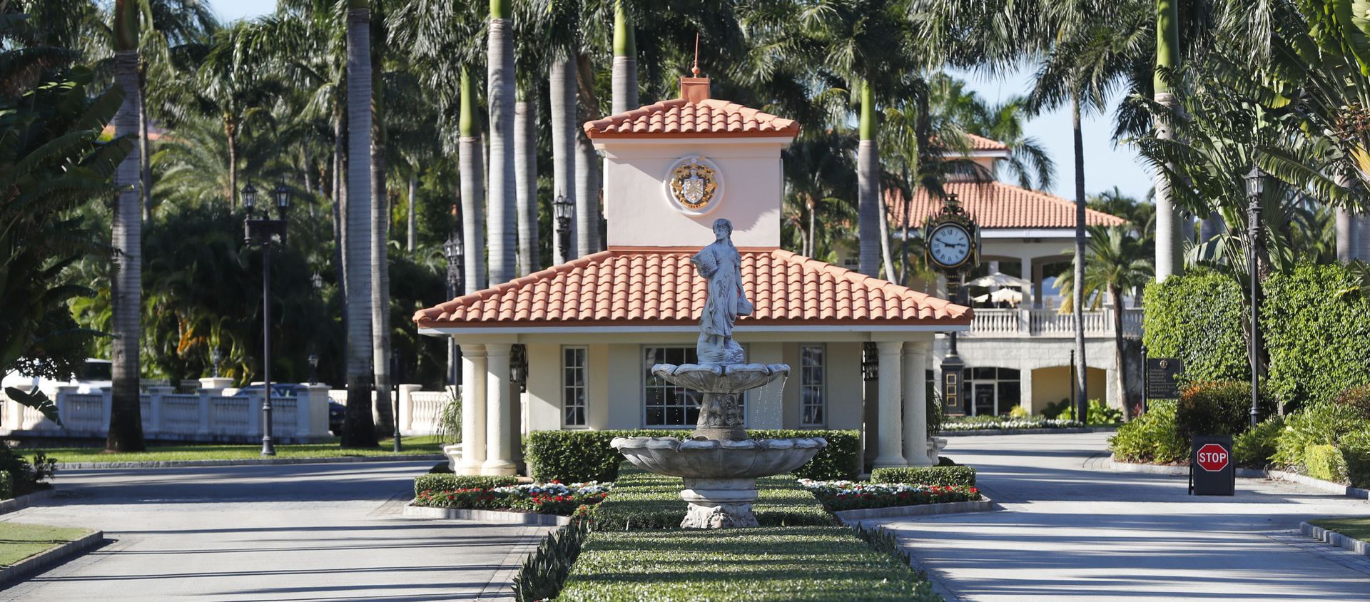 The entrance to the Trump National Doral resort is shown, Wednesday, Nov. 20, 2019, in Doral, Fla. The entrance to the Trump National Doral resort is shown, Wednesday, Nov. 20, 2019, in Doral, Fla. - Sputnik International, 1920, 18.03.2021