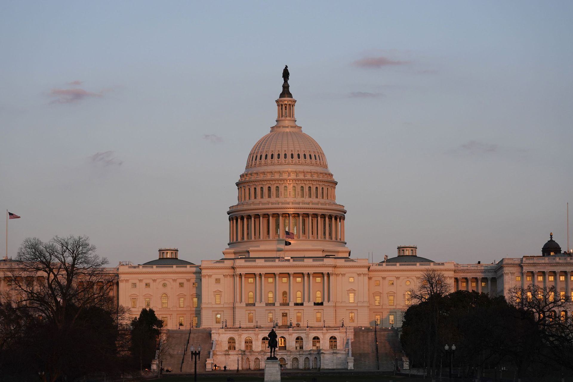 Doors in US House Chamber Fortified With Kevlar, Report Says Doors in US House Chamber Fortified With Kevlar, Report Says - Sputnik International, 1920, 25.03.2021