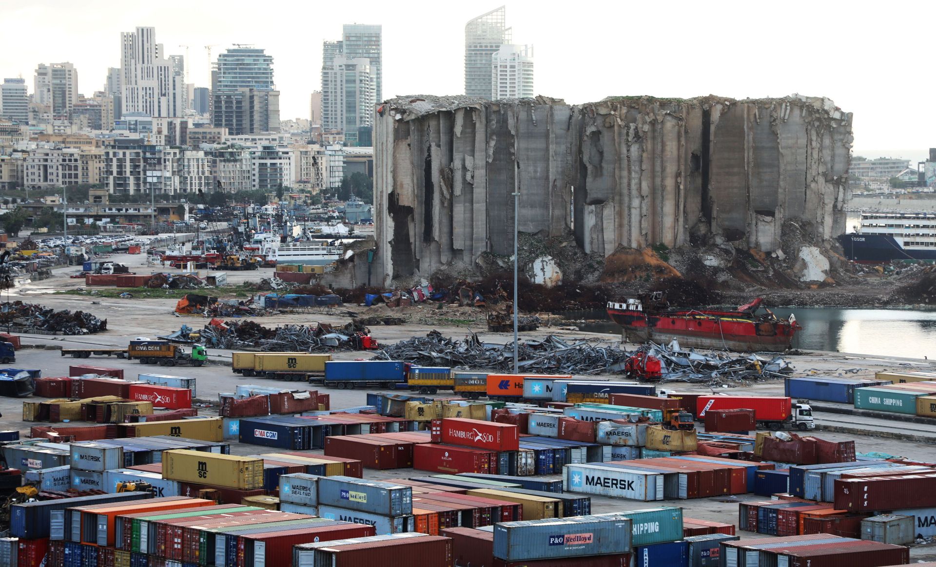 A view shows the site of the August 4 explosion at Beirut port, Lebanon February 18, 2021 - Sputnik International, 1920, 07.09.2021