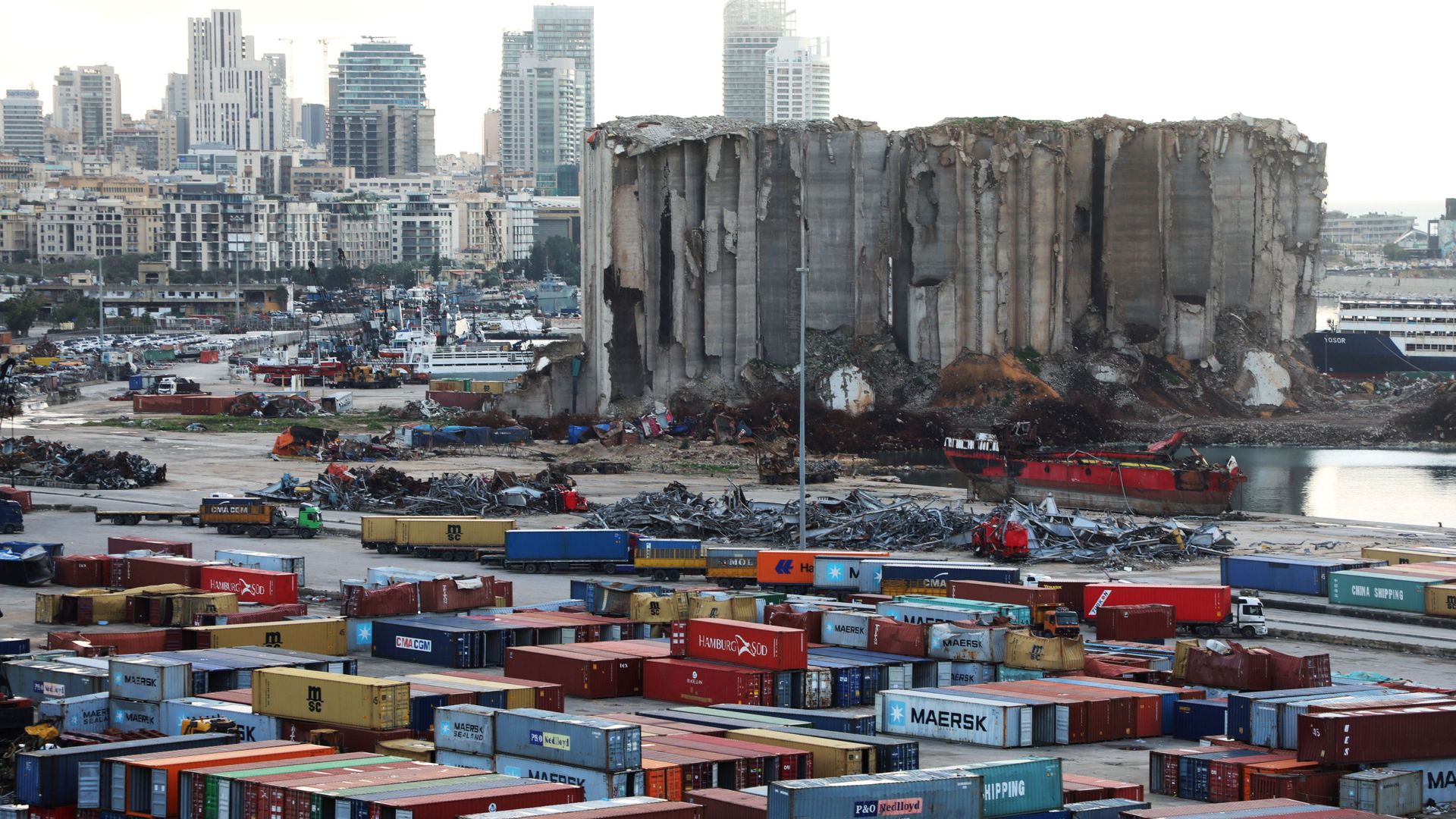 A view shows the site of the August 4 explosion at Beirut port, Lebanon February 18, 2021 A view shows the site of the August 4 explosion at Beirut port, Lebanon February 18, 2021 - Sputnik International, 1920, 19.03.2021
