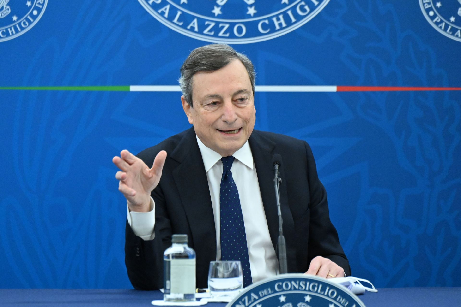 Turkey Reportedly Freezes $83Mln Helicopter Order From Italy After Draghi Calls Erdogan 'Dictator' - Sputnik International, 1920, 11.04.2021