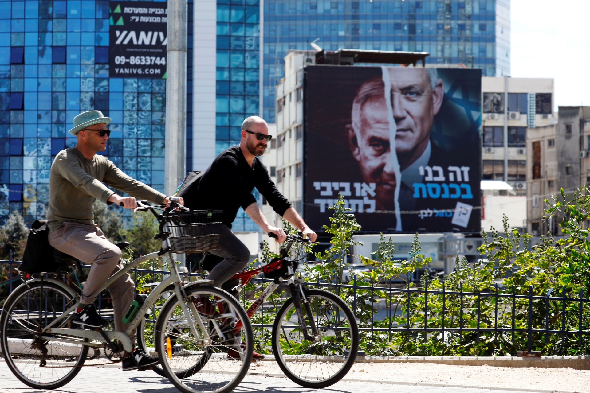 Mixed Feelings & Fear of a 5th Round as Israelis Take to Twitter to Discuss Initial Election Results Mixed Feelings & Fear of a 5th Round as Israelis Take to Twitter to Discuss Initial Election Results - Sputnik International, 1920, 24.03.2021