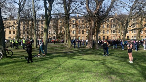 Anti-lockdown protest in Edinburgh, 20 March 2021 - Sputnik International