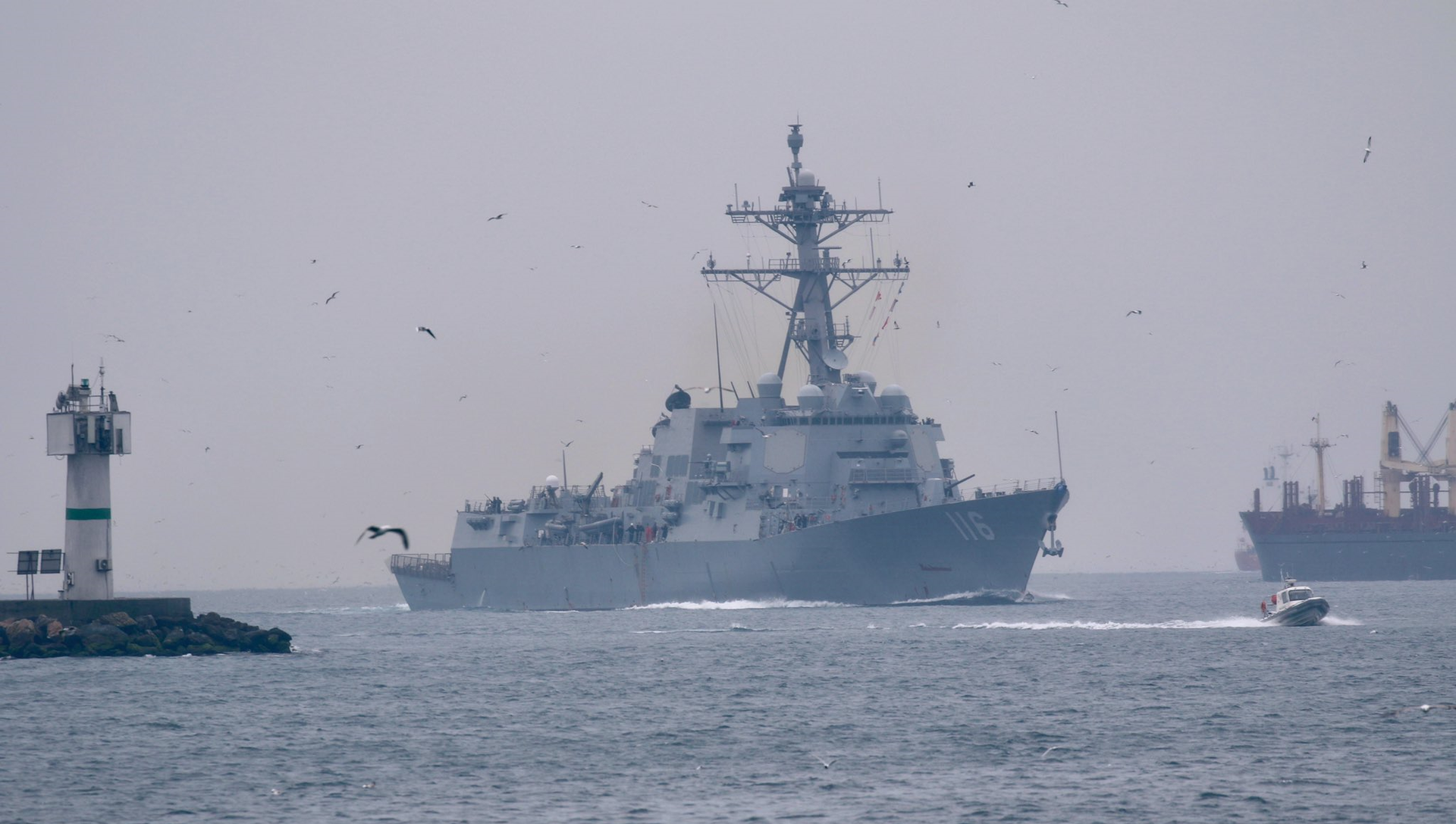 USS Thomas Hudner transits Bosphorus toward the Black Sea. Saturday, March 20, 2021. USS Thomas Hudner transits Bosphorus toward the Black Sea. Saturday, March 20, 2021. - Sputnik International, 1920, 20.03.2021