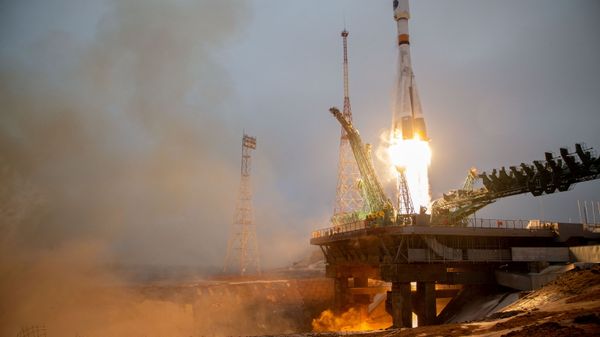 The Soyuz spacecraft with the Arktika-M satellite for monitoring the climate and environment in the Arctic, blasts off from the launchpad at the Baikonur Cosmodrome, Kazakhstan February 28, 2021. - Sputnik International