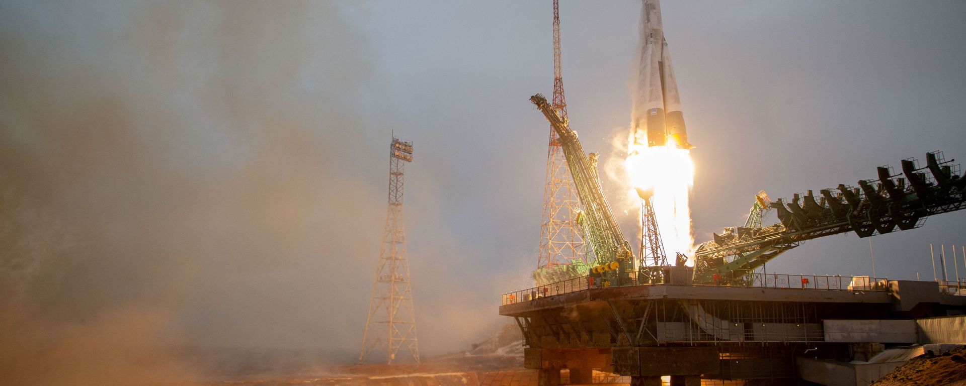 The Soyuz spacecraft with the Arktika-M satellite for monitoring the climate and environment in the Arctic, blasts off from the launchpad at the Baikonur Cosmodrome, Kazakhstan February 28, 2021. The Soyuz spacecraft with the Arktika-M satellite for monitoring the climate and environment in the Arctic, blasts off from the launchpad at the Baikonur Cosmodrome, Kazakhstan February 28, 2021. - Sputnik International, 1920, 11.11.2021