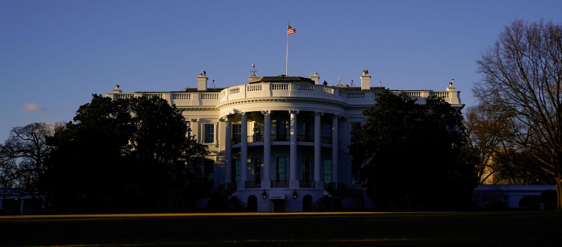 The White House is seen at sunset in Washington, U.S. March 6, 2021. - Sputnik International, 1920, 25.03.2021
