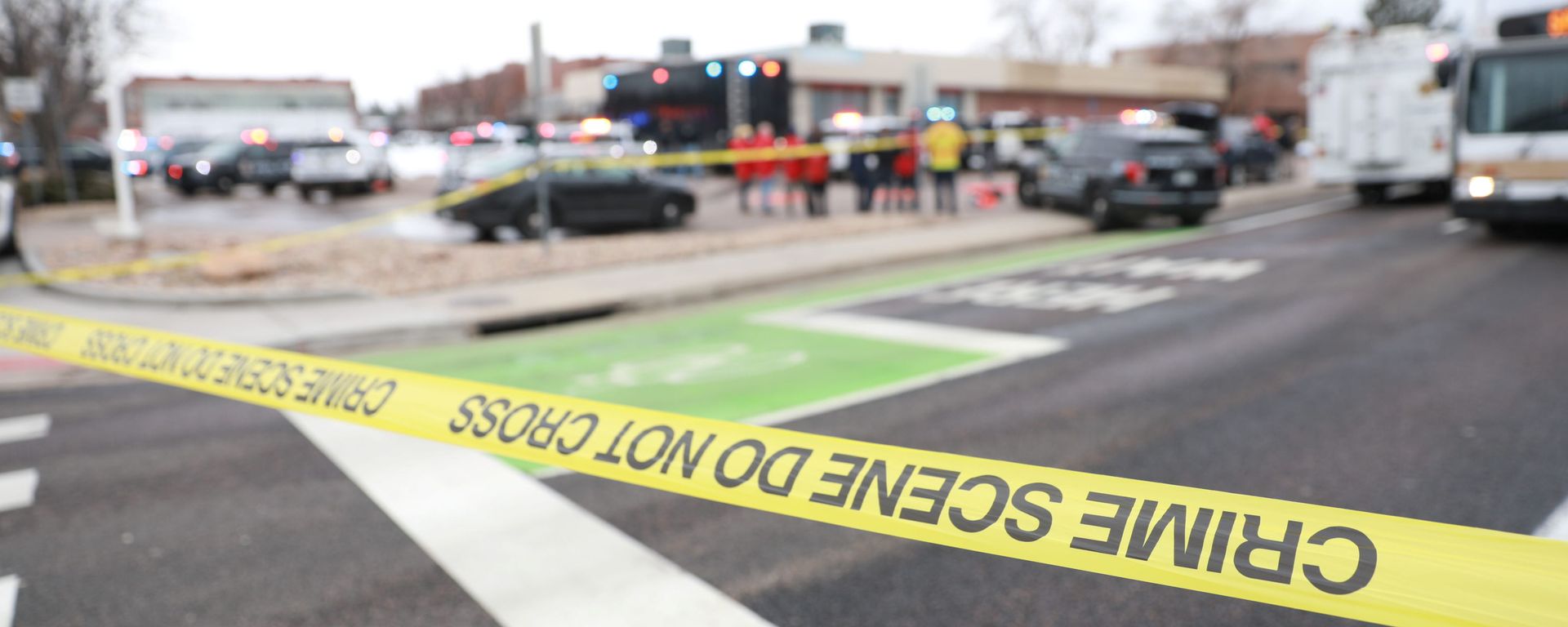 Police tape is seen at the perimeter of a shooting site at King Soopers grocery store in Boulder, Colorado, U.S. March 22, 2021. Police tape is seen at the perimeter of a shooting site at King Soopers grocery store in Boulder, Colorado, U.S. March 22, 2021. - Sputnik International, 1920