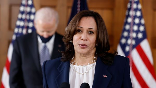 US President Joe Biden and Vice President Kamala Harris deliver remarks after a meeting with Asian-American leaders to discuss the ongoing attacks and threats against the community, during a stop at Emory University in Atlanta, Georgia, US, 19 March 2021 - Sputnik International