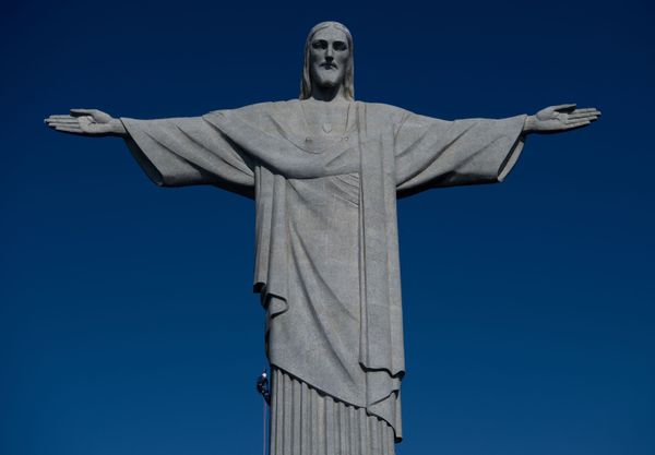 Rising High Above The Clouds: Restoration of the Christ the Redeemer Statue in Brazil Rising High Above The Clouds: Restoration of the Christ the Redeemer Statue in Brazil - Sputnik International