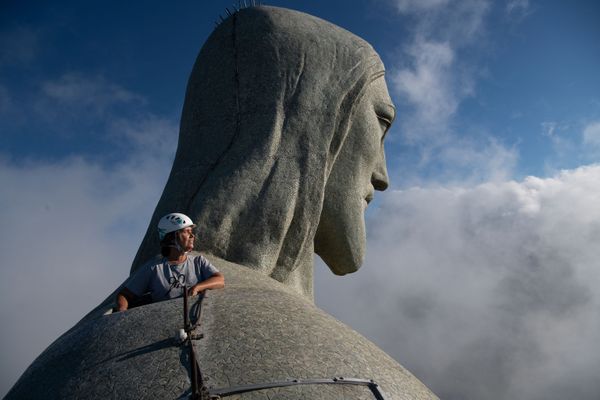 Rising High Above The Clouds: Restoration of the Christ the Redeemer Statue in Brazil Rising High Above The Clouds: Restoration of the Christ the Redeemer Statue in Brazil - Sputnik International