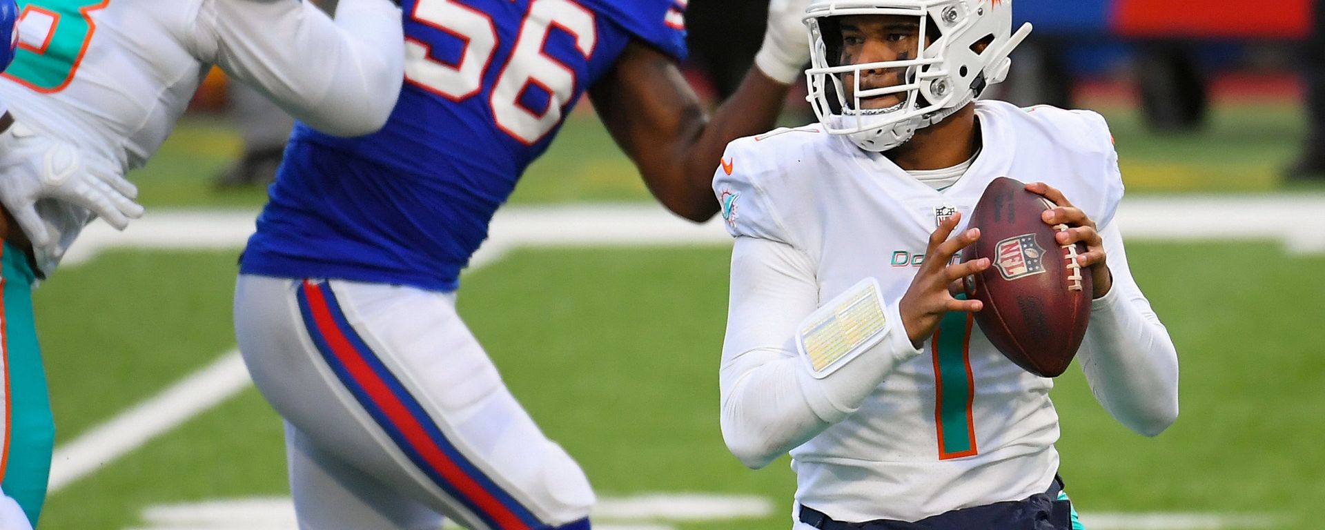 Miami Dolphins quarterback Tua Tagovailoa Miami Dolphins quarterback Tua Tagovailoa - Sputnik International, 1920, 11.01.2022