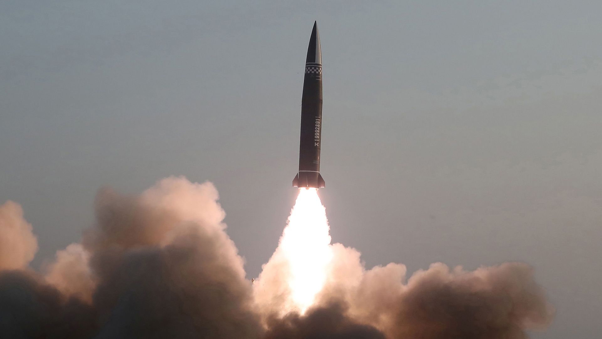 A newly developed new-type tactical guided projectile, which KCNA reports is launched on March 25, 2021, is pictured in this photo released March 26, 2021 by North Korea's Korean Central News Agency (KCNA) in Pyongyang, North Korea. A newly developed new-type tactical guided projectile, which KCNA reports is launched on March 25, 2021, is pictured in this photo released March 26, 2021 by North Korea's Korean Central News Agency (KCNA) in Pyongyang, North Korea. - Sputnik International, 1920, 27.03.2021