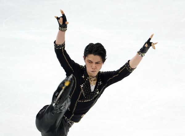Yuzuru Hanyu of Japan performs during men single's short programme. Yuzuru Hanyu of Japan performs during men single's short programme. - Sputnik International