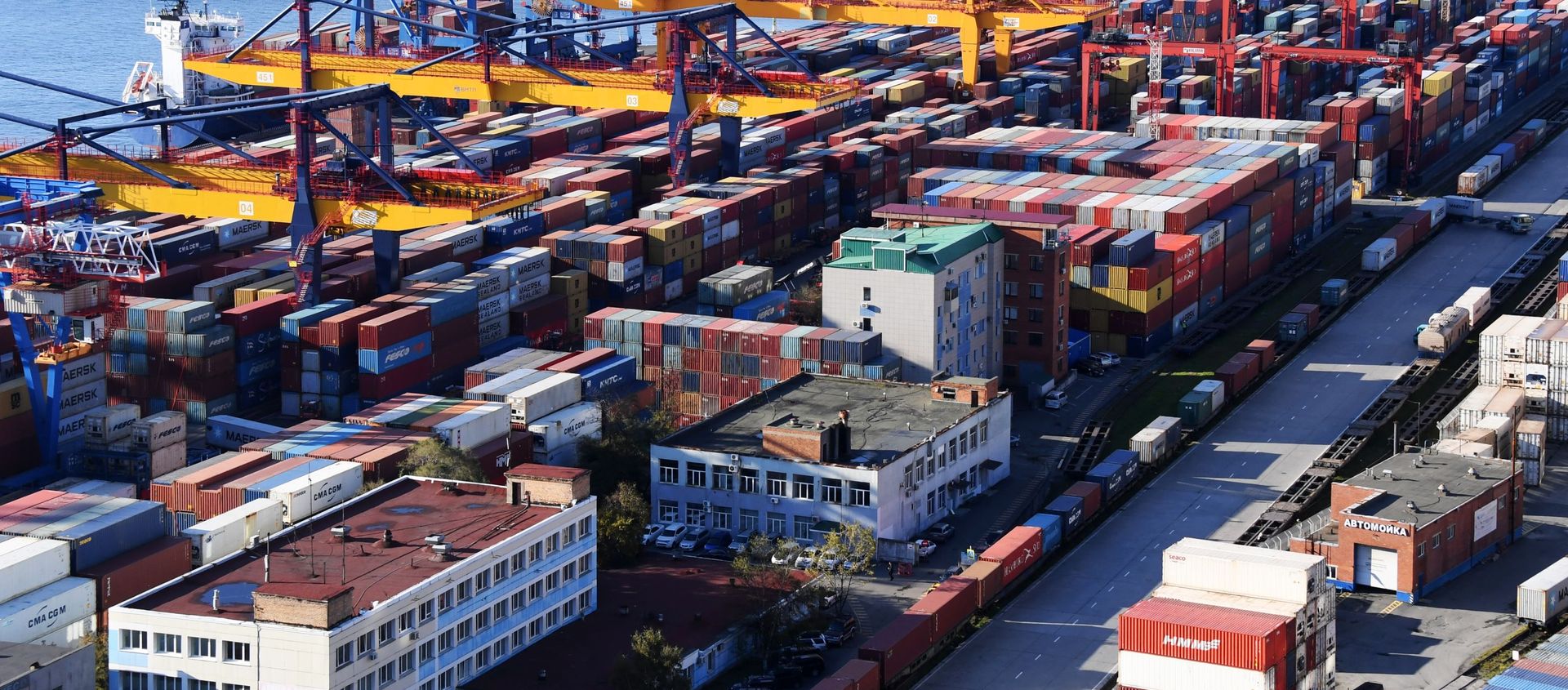 Vladivostok Commercial Port. File photo. Vladivostok Commercial Port. File photo. - Sputnik International, 1920, 30.08.2021