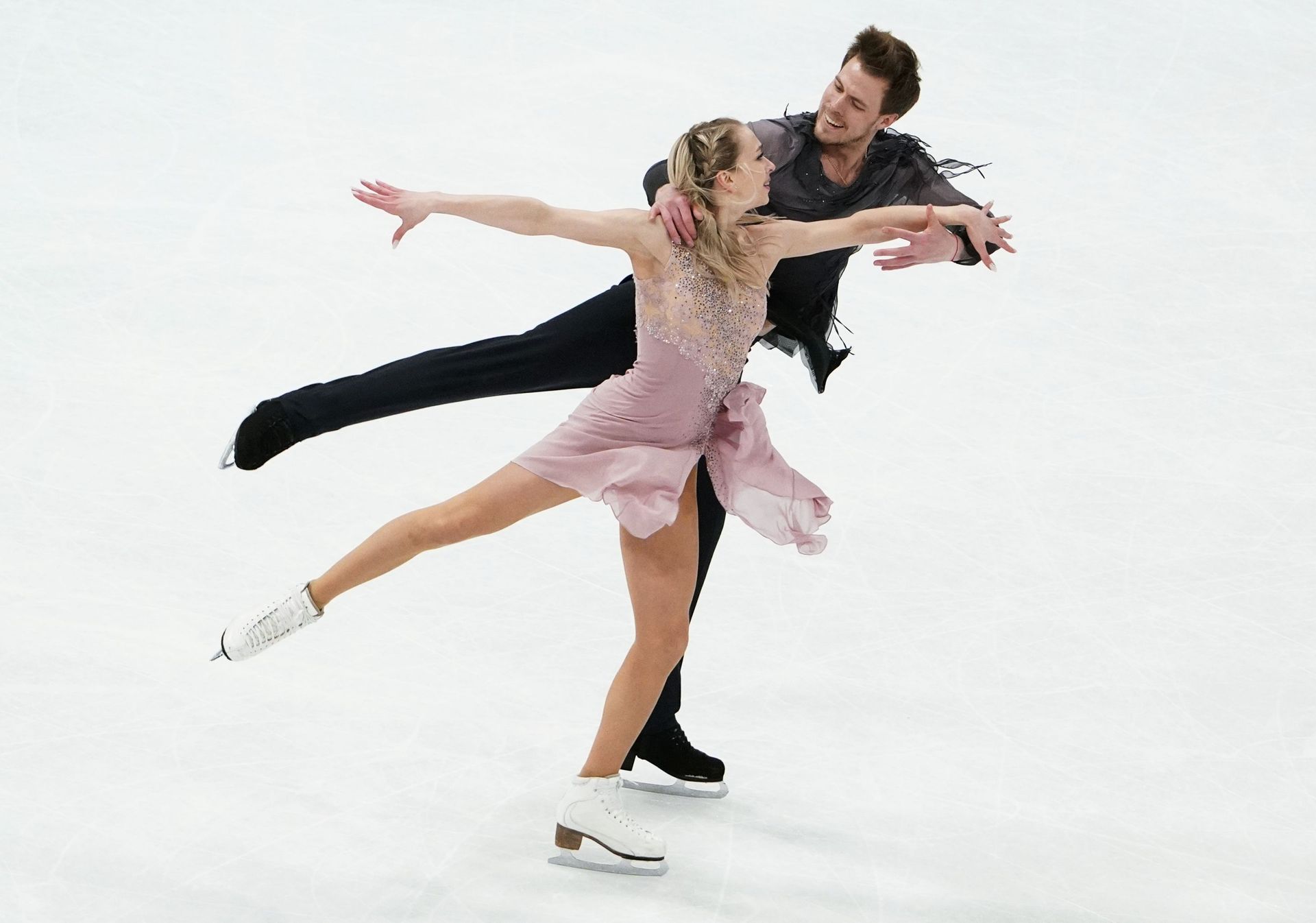 Russian Figure Skaters Sinitsina, Katsalapov Win Gold in Ice Dance at World Championships - Sputnik International, 1920, 27.03.2021