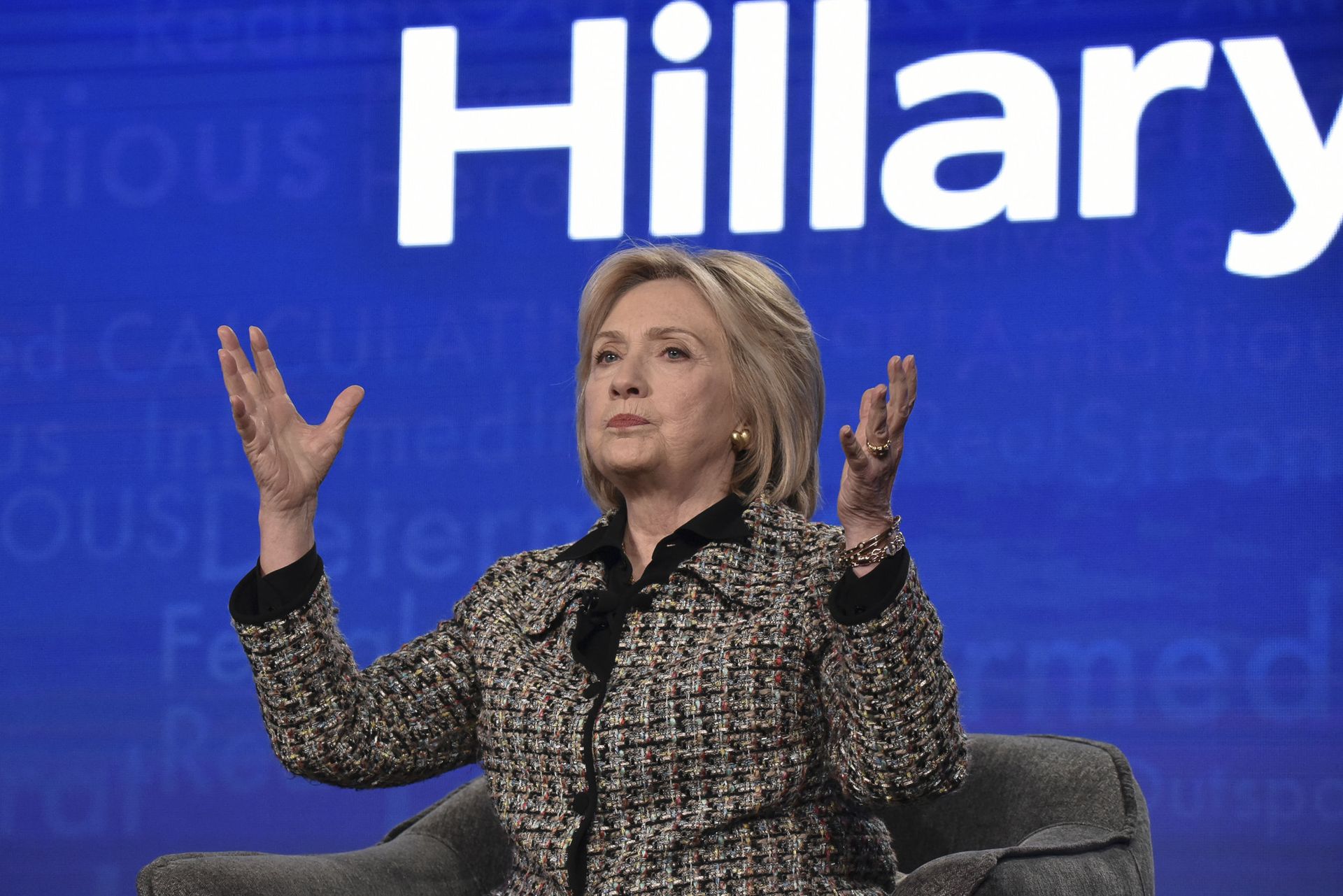 Journalist Who Broke 'Tarmac Meeting' Story About Clinton Found Dead, Presumably Committed Suicide - Sputnik International, 1920, 13.06.2021