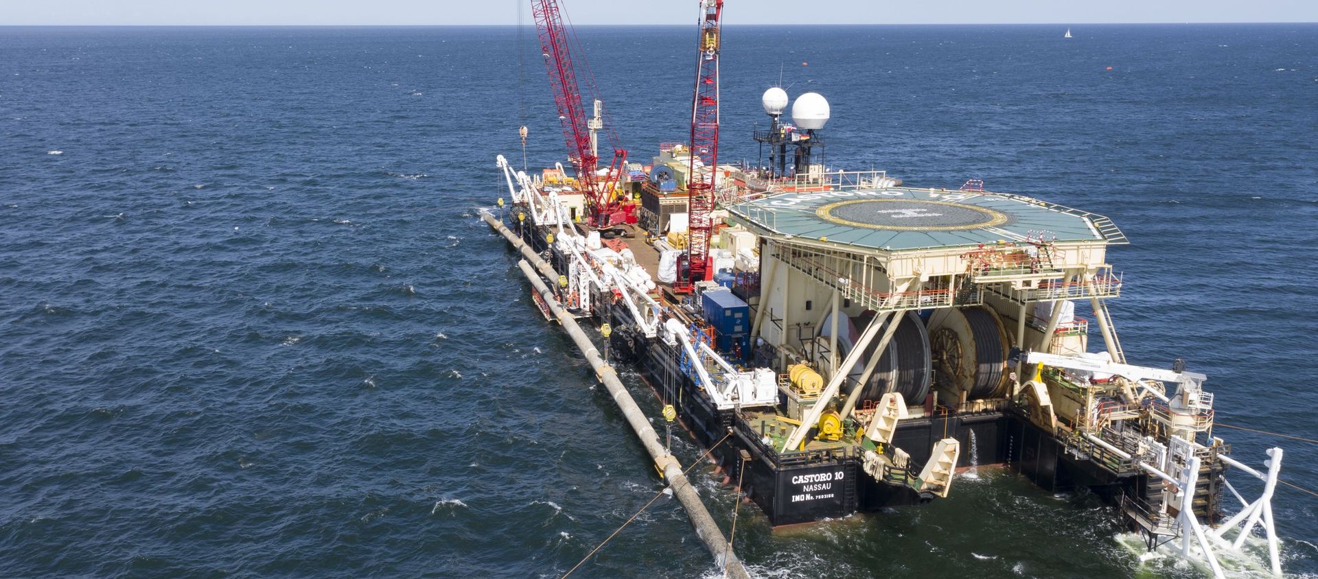 Nord Stream 2 Vessel Castoro 10 doing a AWTI in the Baltic Sea close to Ruegen (11.08.19) Nord Stream 2 Vessel Castoro 10 doing a AWTI in the Baltic Sea close to Ruegen (11.08.19) - Sputnik International, 1920, 21.08.2021