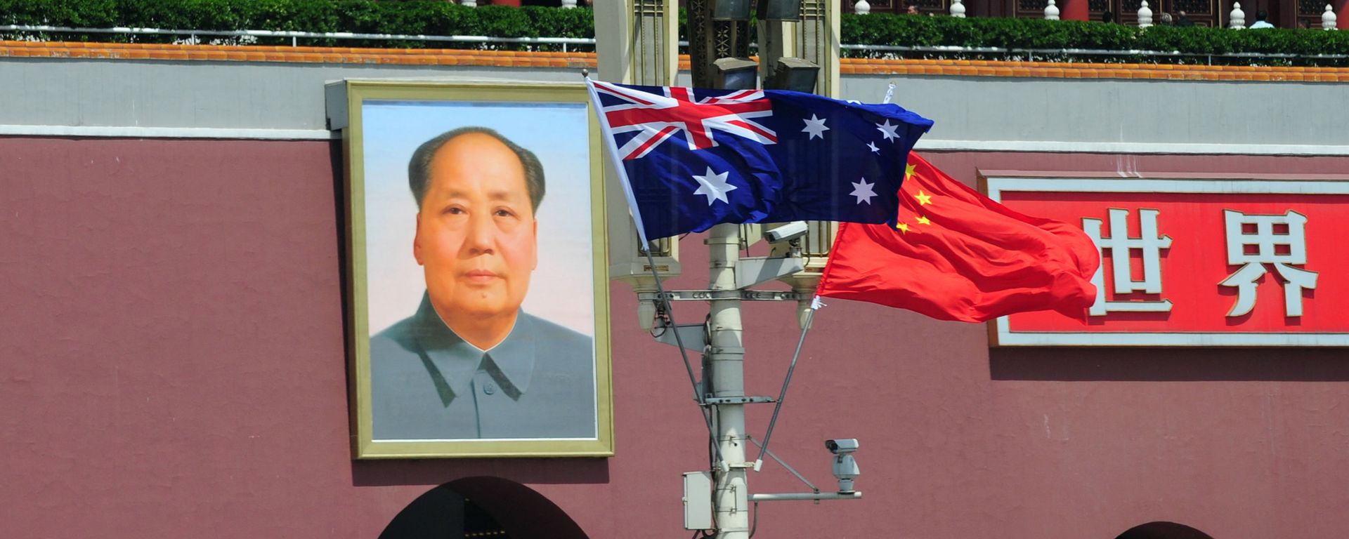 The national flags of Australia and China are displayed before a portrait of Mao Zedong facing Tiananmen Square, during a visit by Australia's Prime Minister Julia Gillard in Beijing on April 26, 2011. AFP PHOTO/Frederic J. BROWN (Photo by FREDERIC J. BROWN / AFP) The national flags of Australia and China are displayed before a portrait of Mao Zedong facing Tiananmen Square, during a visit by Australia's Prime Minister Julia Gillard in Beijing on April 26, 2011. AFP PHOTO/Frederic J. BROWN (Photo by FREDERIC J. BROWN / AFP) - Sputnik International, 1920, 26.11.2021
