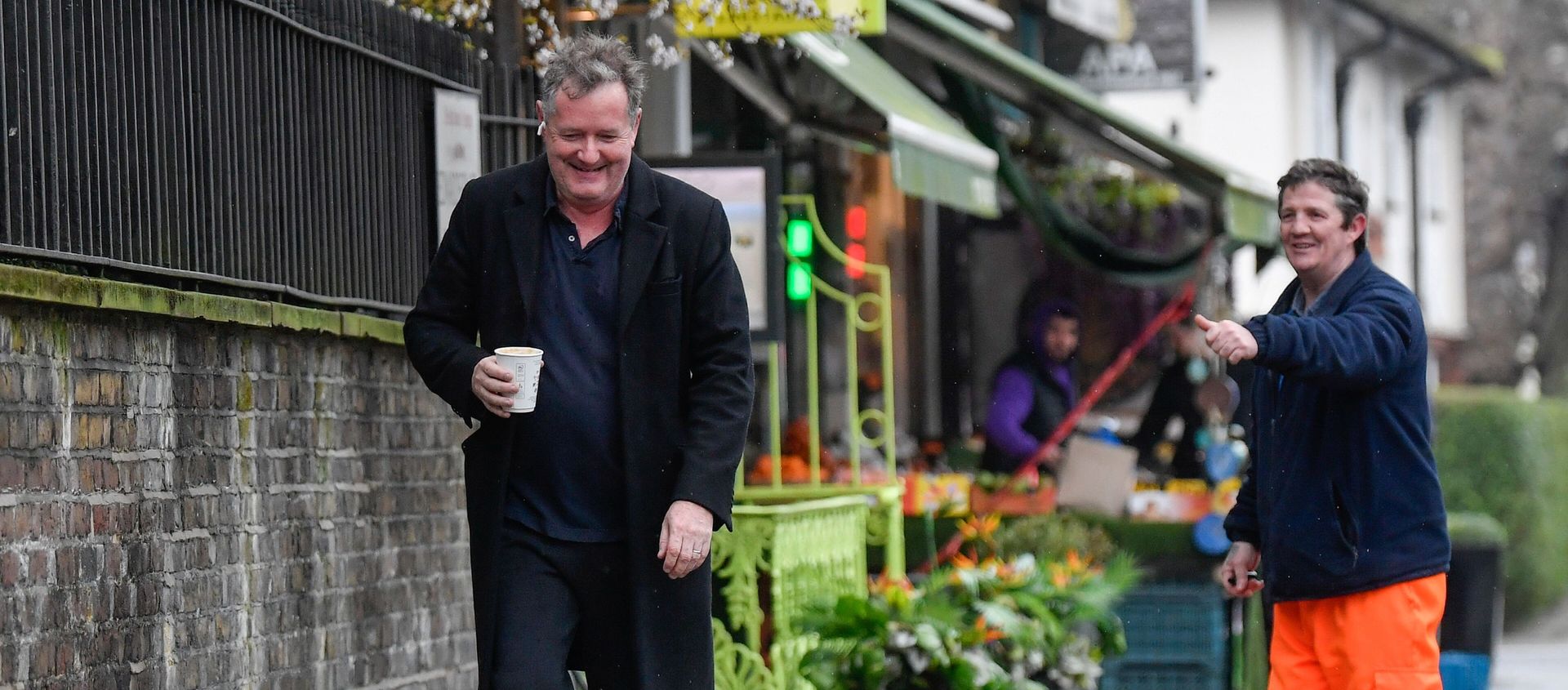 A passerby gestures to journalist and television presenter Piers Morgan, after he left his high-profile breakfast slot with the broadcaster ITV, following his long-running criticism of Prince Harry's wife Meghan, in London, Britain, 10 March 2021 A passerby gestures to journalist and television presenter Piers Morgan, after he left his high-profile breakfast slot with the broadcaster ITV, following his long-running criticism of Prince Harry's wife Meghan, in London, Britain, 10 March 2021 - Sputnik International, 1920, 06.04.2021