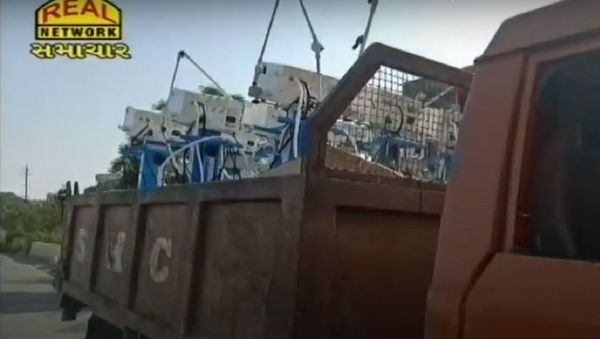 Ventilators  in garbage trucks - Sputnik International