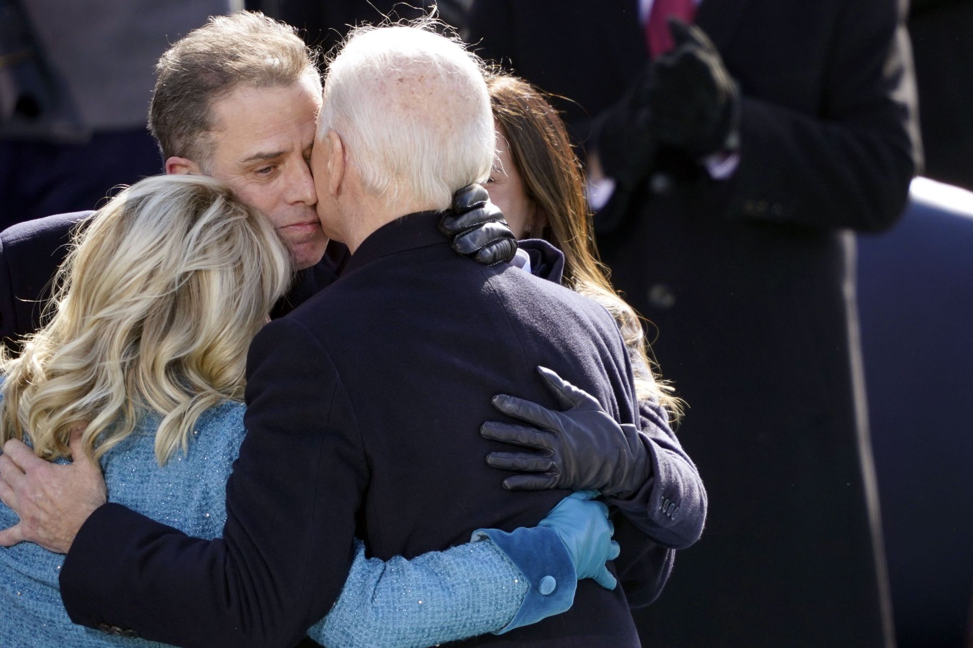 President Joe Biden hugs first lady Jill Biden, his son Hunter Biden and daughter Ashley Biden after being sworn-in during the 59th Presidential Inauguration at the U.S. Capitol in Washington, Wednesday, Jan. 20, 2021 President Joe Biden hugs first lady Jill Biden, his son Hunter Biden and daughter Ashley Biden after being sworn-in during the 59th Presidential Inauguration at the U.S. Capitol in Washington, Wednesday, Jan. 20, 2021 - Sputnik International, 1920, 07.09.2021