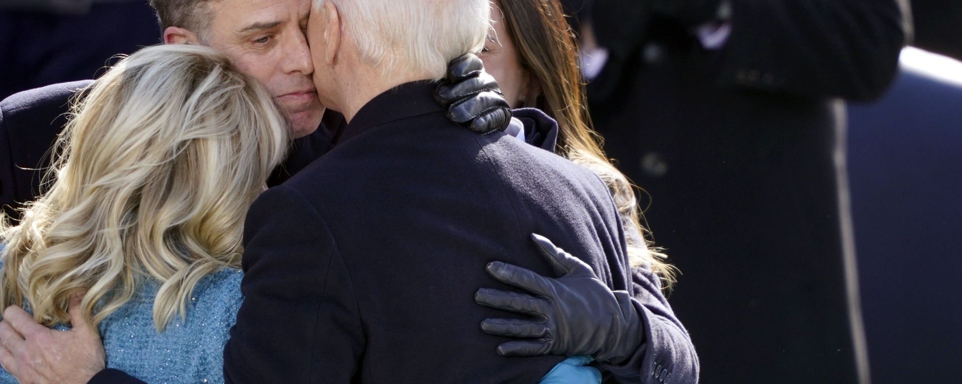 President Joe Biden hugs first lady Jill Biden, his son Hunter Biden and daughter Ashley Biden after being sworn-in during the 59th Presidential Inauguration at the US Capitol in Washington, 20 January 2021 President Joe Biden hugs first lady Jill Biden, his son Hunter Biden and daughter Ashley Biden after being sworn-in during the 59th Presidential Inauguration at the US Capitol in Washington, 20 January 2021 - Sputnik International, 1920, 06.04.2021