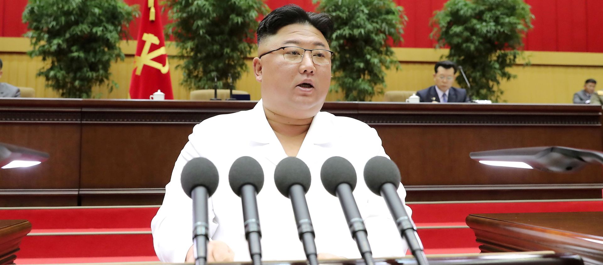 North Korean leader Kim Jong Un addresses a conference of cell secretaries of the ruling Workers' Party in Pyongyang, in this undated photo released on April 7, 2021 by North Korea's Korean Central News Agency (KCNA). North Korean leader Kim Jong Un addresses a conference of cell secretaries of the ruling Workers' Party in Pyongyang, in this undated photo released on April 7, 2021 by North Korea's Korean Central News Agency (KCNA). - Sputnik International, 1920, 07.04.2021