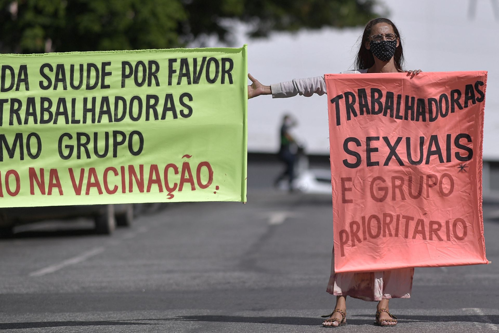 Brazilian Prostitutes Demand First-Line COVID Vaccination as 'Priority Group' Brazilian Prostitutes Demand First-Line COVID Vaccination as 'Priority Group' - Sputnik International, 1920, 07.04.2021