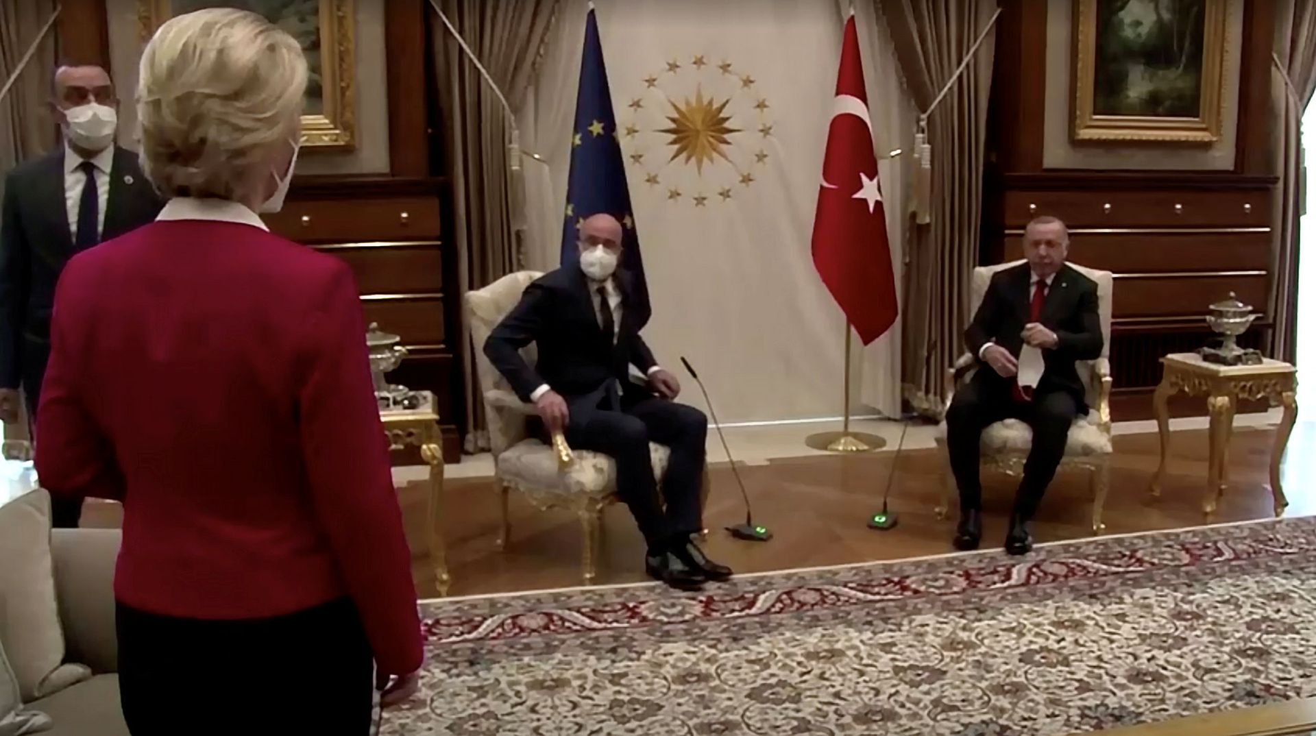 'Status Snafu': Turkey 'Almost Downgraded' von der Leyen to Michel's Aide, Media Claims - Sputnik International, 1920, 10.04.2021