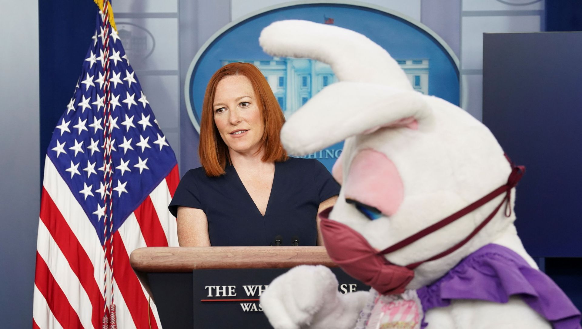 The Easter Bunny visits as Jen Psaki speaks at the White House, in Washington The Easter Bunny visits as Jen Psaki speaks at the White House, in Washington - Sputnik International, 1920, 09.04.2021