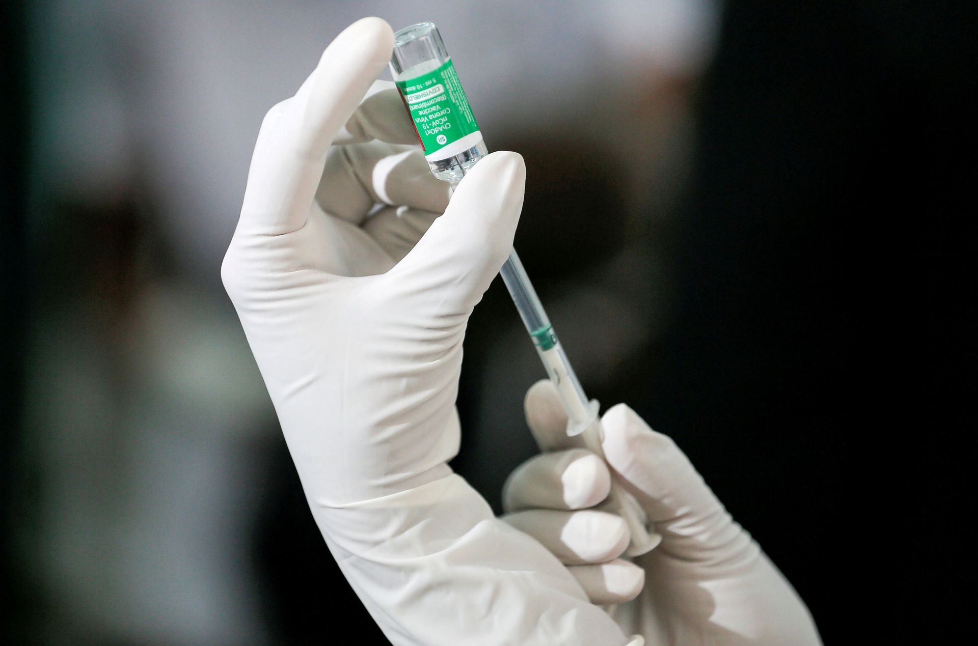 Bill Gates Rejects COVID-19 Vaccine Patent Waivers as Shot-Maker India Buckles Under Second Wave - Sputnik International, 1920, 27.04.2021