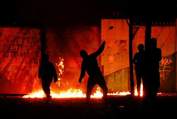 Social Unrest in Rioting Belfast Social Unrest in Rioting Belfast - Sputnik International