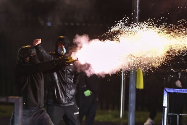 Social Unrest in Rioting Belfast Social Unrest in Rioting Belfast - Sputnik International