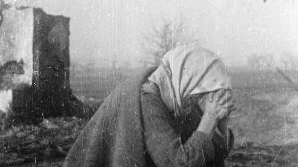 A woman crying - Sputnik International