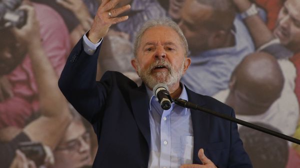 Brazilian former president (2003-2011) Luiz Inacio Lula da Silva, delivers a press conference at the metalworkers' union building in Sao Bernardo do Campo, in metropolitan Sao Paulo, Brazil, on March 10, 2021 - Sputnik International