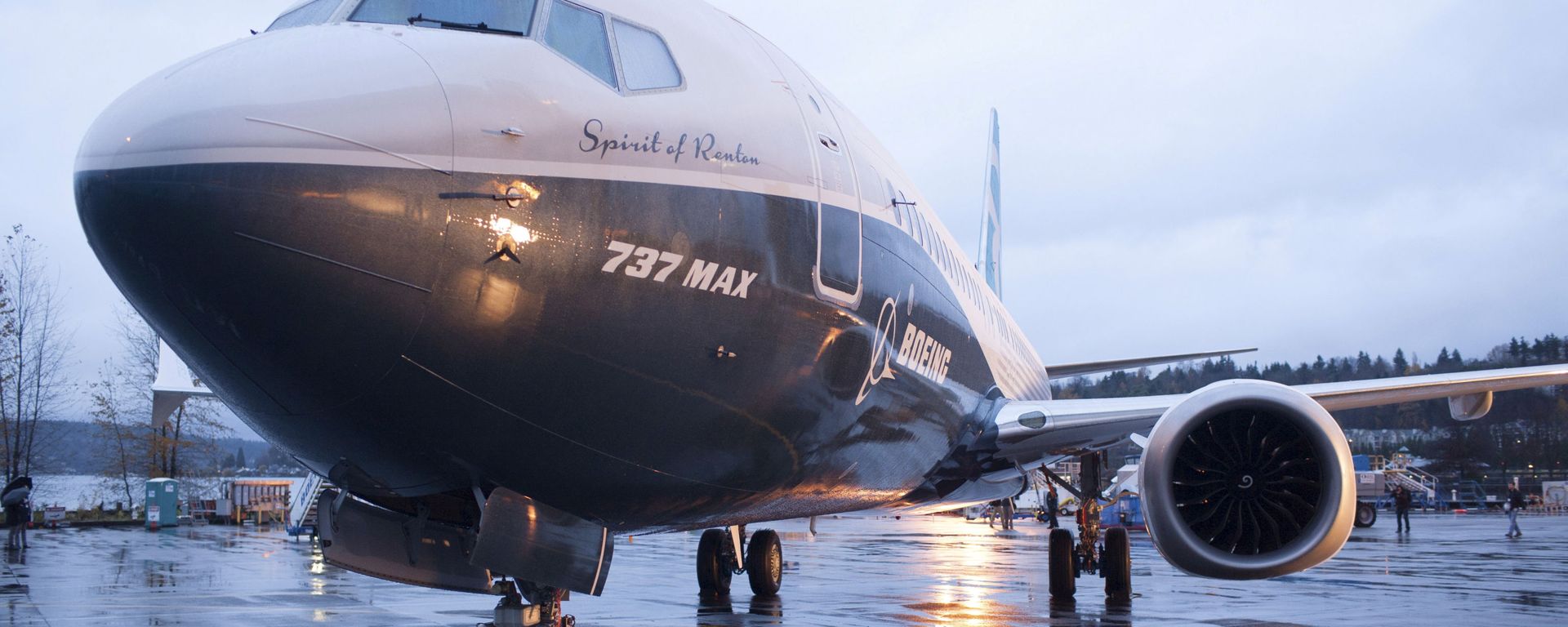 A Boeing 737 MAX 8 sits outside the hangar during a media tour of the Boeing 737 MAX at the Boeing plant in Renton, Washington - Sputnik International, 1920, 09.04.2021