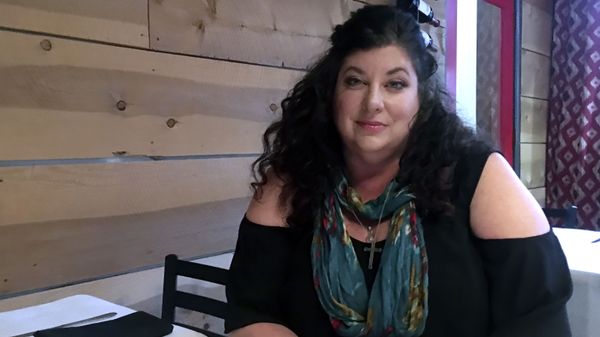 In this April 4, 2019, photo Tara Reade poses for a photo during an interview with The Associated Press in Nevada City, Calif. (AP Photo/Donald Thompson) - Sputnik International