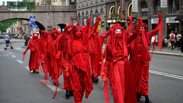Climate acitivists from the Extinction Rebellion movement demonstrate in central Stockholm, Sweden, on August 28, 2020. - Sputnik International