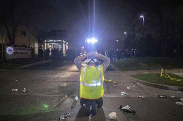 New Wave of Violent Protests Break Out in Minnesota After Killing of Black Man Daunte Wright New Wave of Violent Protests Break Out in Minnesota After Killing of Black Man Daunte Wright - Sputnik International