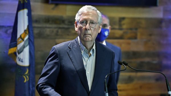 Senate Minority Leader Mitch McConnell, R-Ky., listens to a reporter's question during a news conference at a COVID-19 vaccination site in Lexington, Ky., Monday, April 5, 2021. - Sputnik International