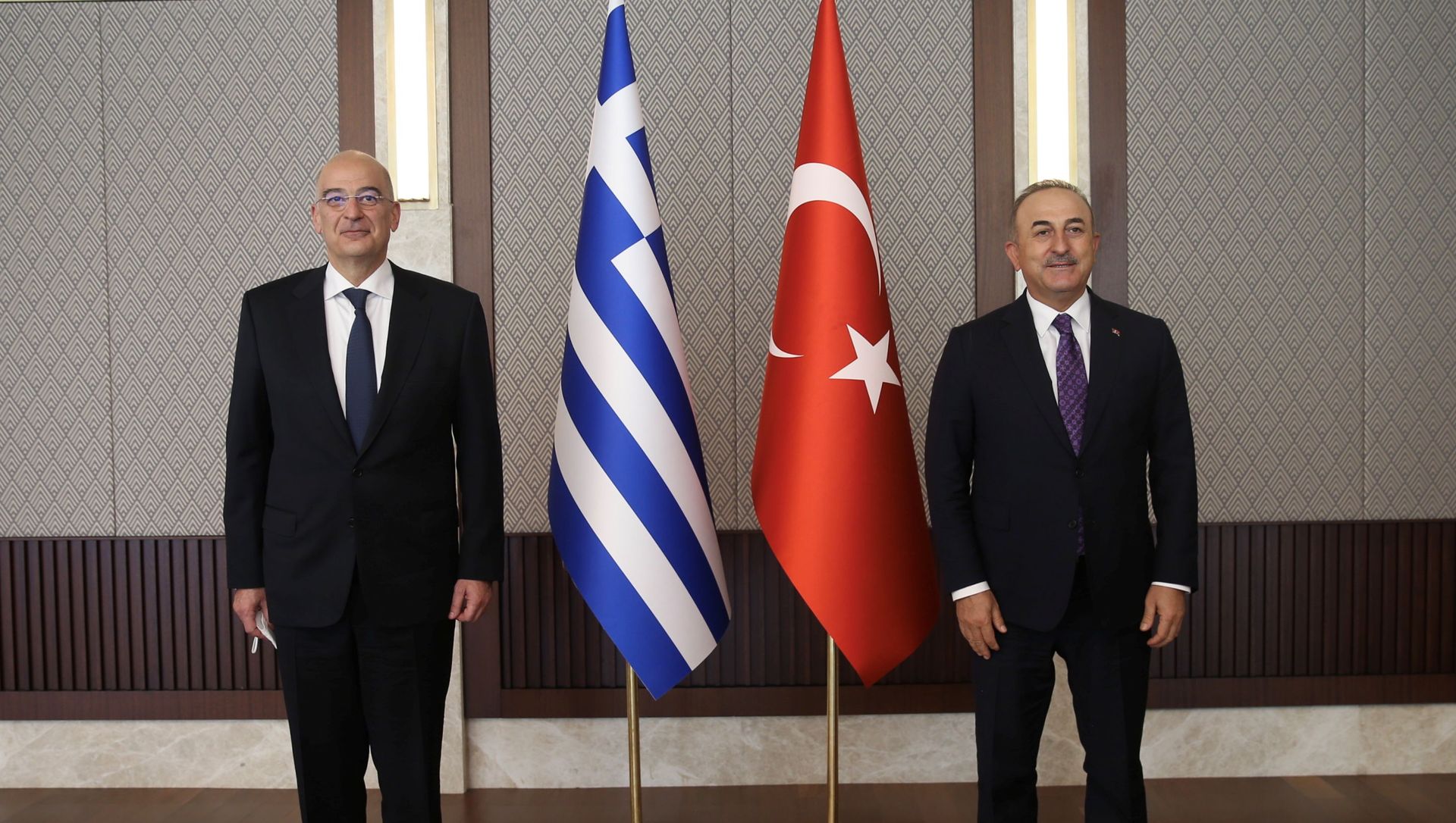 Turkish Foreign Minister Mevlut Cavusoglu meets with his Greek counterpart Nikos Dendias in Ankara, Turkey April 15, 2021. Turkish Foreign Minister Mevlut Cavusoglu meets with his Greek counterpart Nikos Dendias in Ankara, Turkey April 15, 2021. - Sputnik International, 1920, 15.04.2021